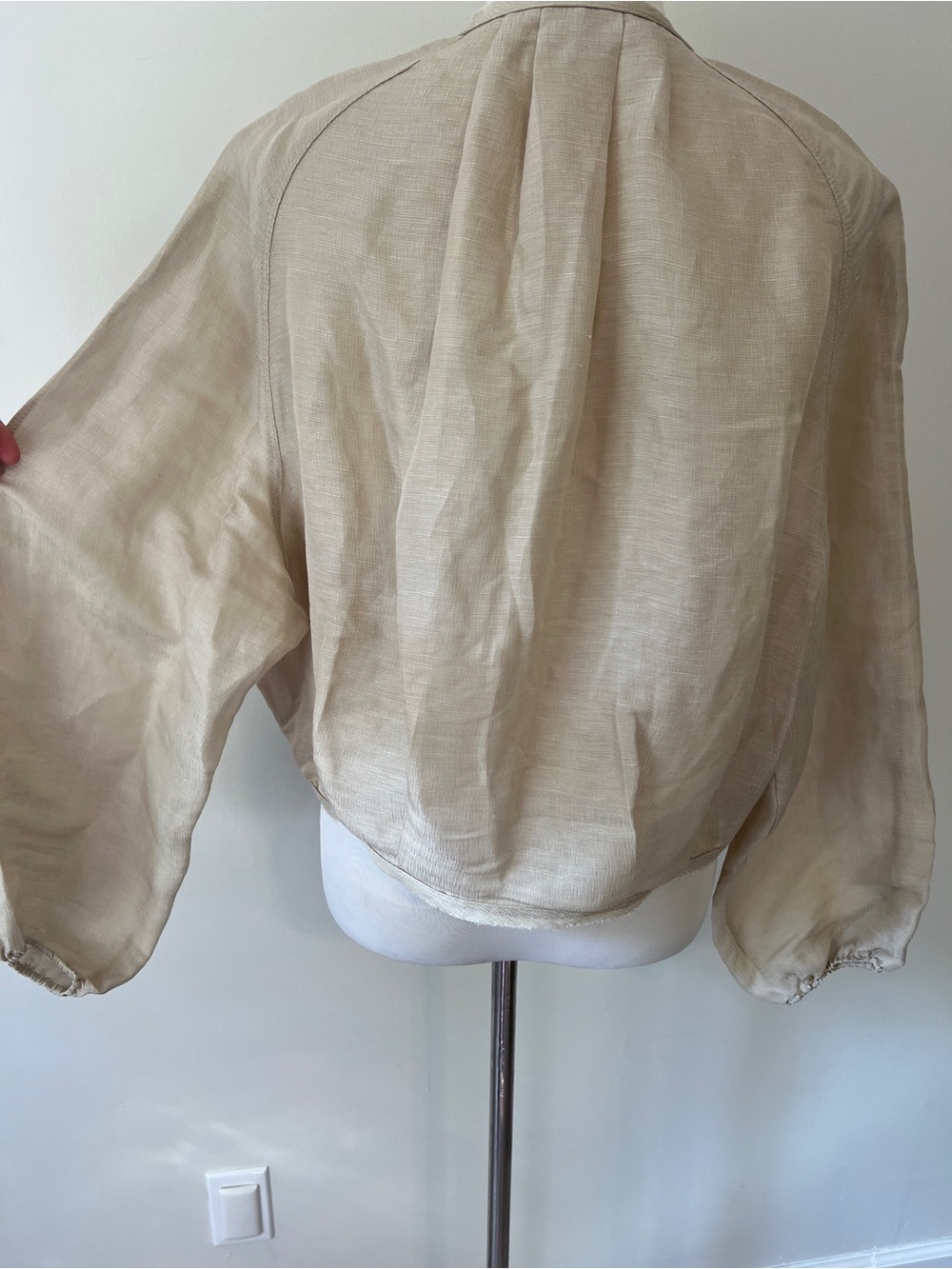 Massimo Dutti Linen Silk Bomber Jacket Beige Cropped Balloon Sleeve M women’s - Picture 4 of 11